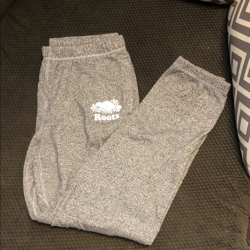 Roots Women’s Salt and Pepper Cuffed Sweatpants with Drawstring.